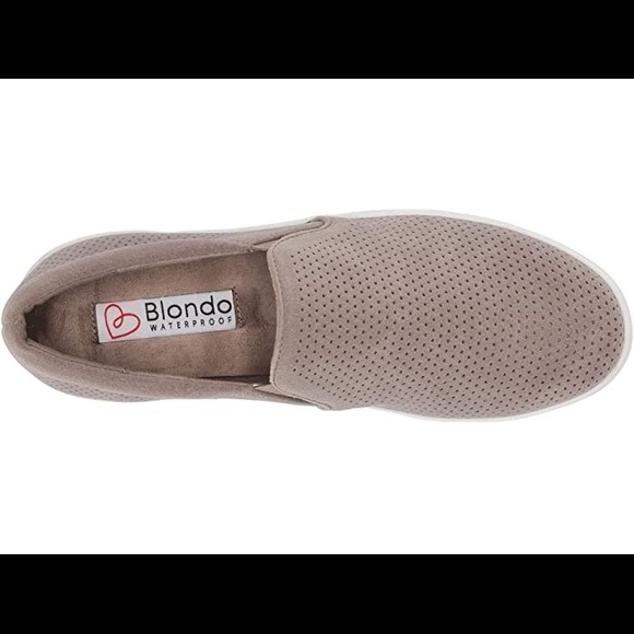 NWOT Blondo slip on waterproof sneaker new w/o tag - Picture 2 of 7